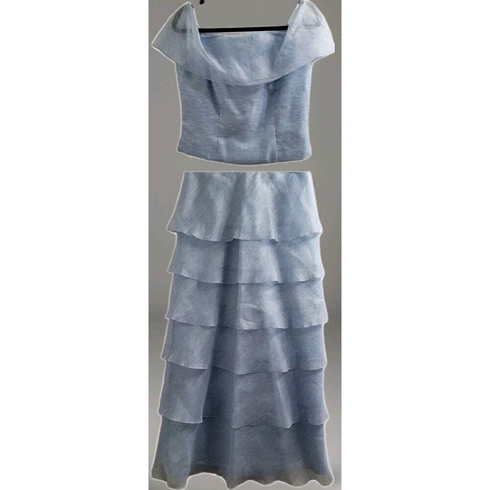 NWT VTG Chetta B 2pc Evening Dress Top and Skirt Sz 10 Sky Blue 100% Silk